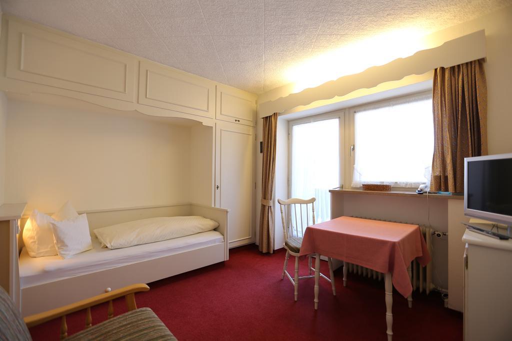 Single Room,187873097:JPEG