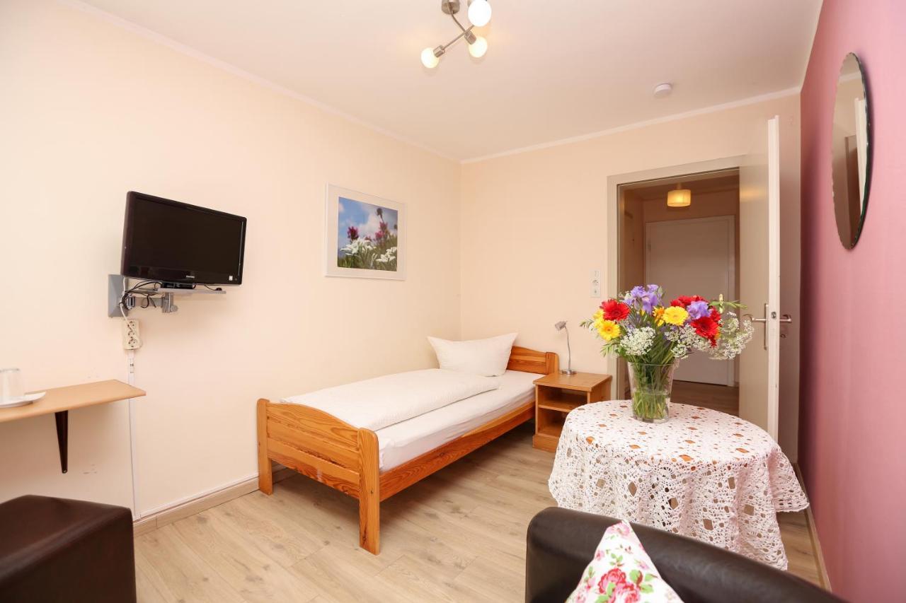 Single Room with Terrace,996570412:JPEG